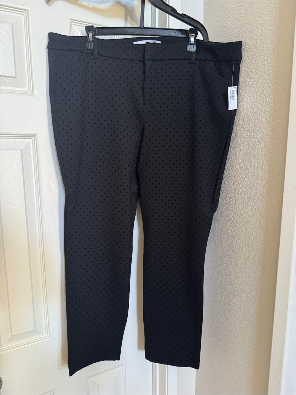 Old Navy Pixie Ankle Polka Dot Pants